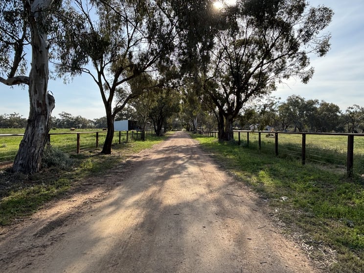 Click to view all images 51-57 Tottenham Road Nyngan NSW 2825 - Image 1