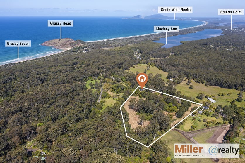 22 Pavans Access Grassy Head NSW 2441 - Image 1