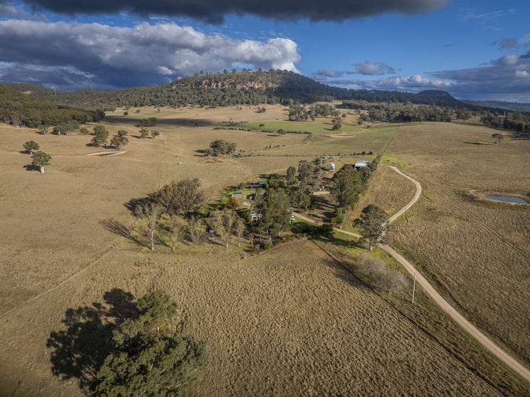 Click to view all images Ilford Hall Road Ilford NSW 2850 - Image 2