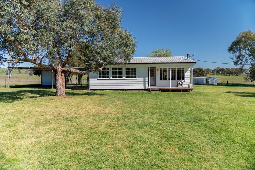 Click to view all images 1987 Castlereagh Highway Mudgee NSW 2850 - Image 1