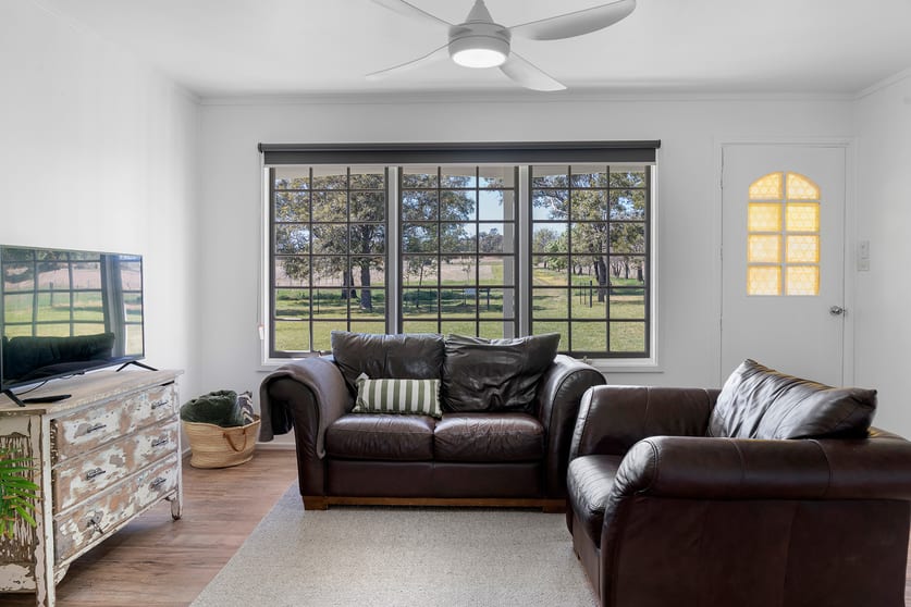 Click to view all images 1987 Castlereagh Highway Mudgee NSW 2850 - Image 2