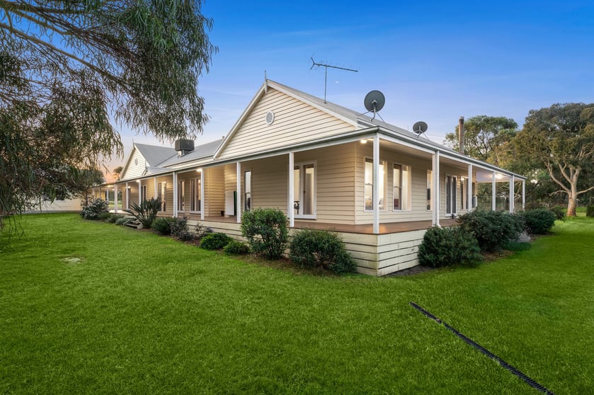 671-719 Banks Road Marcus Hill VIC 3222 - Image 2