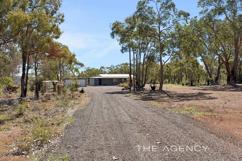 118 Grevillea Place Morangup WA 6083 - Image 1