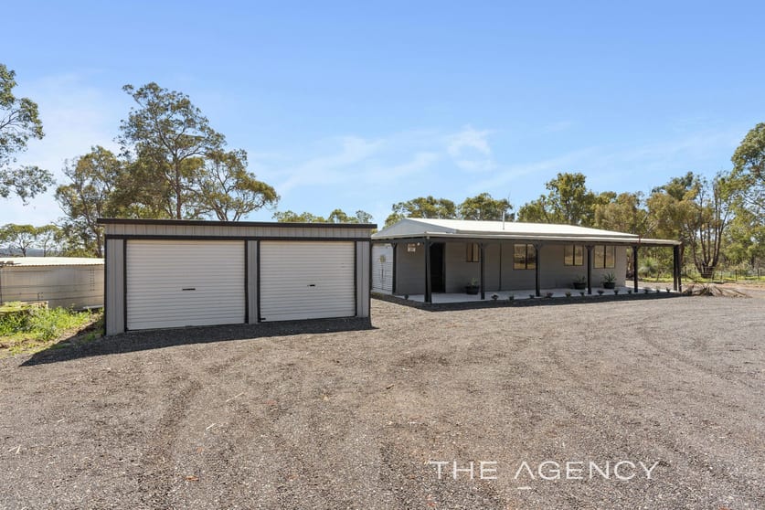 118 Grevillea Place Morangup WA 6083 - Image 2