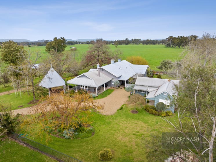 Click to view all images 31 Tetleys Lane Oxley VIC 3678 - Image 1