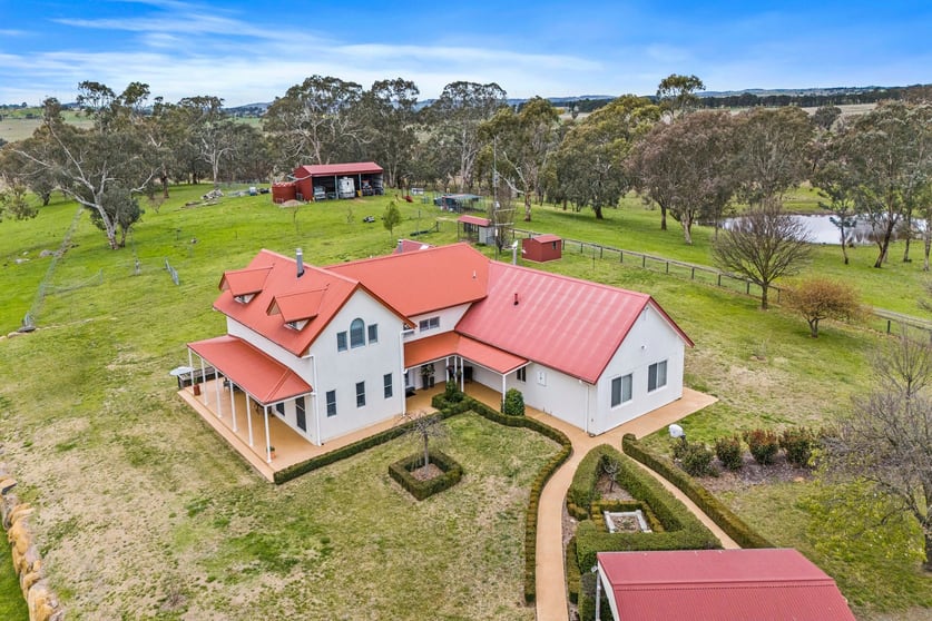 Click to view all images 202 White Flag Road Binalong NSW 2584 - Image 3