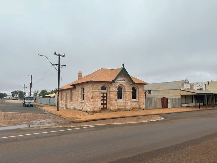 Click to view all images 64 Austin Street Cue WA 6640 - Image 2