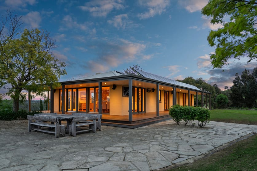 Click to view all images 230 Northwood Road Seymour VIC 3660 - Image 1