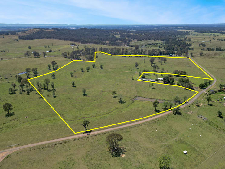 Click to view all images 140 Hogarth Range Road Mongogarie NSW 2470 - Image 1