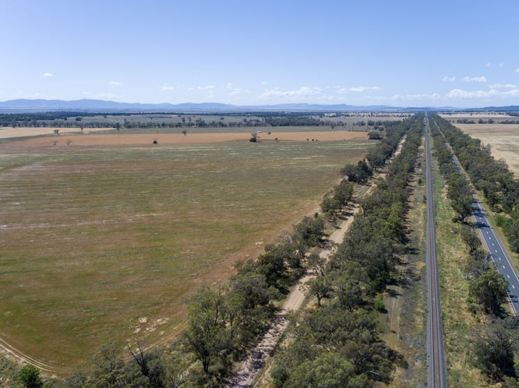 1076 Watermark Road Curlewis NSW 2381 - Image 3