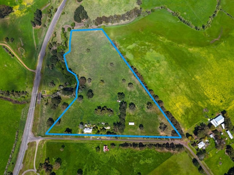 11 Church Road Yulecart VIC 3301 - Image 2