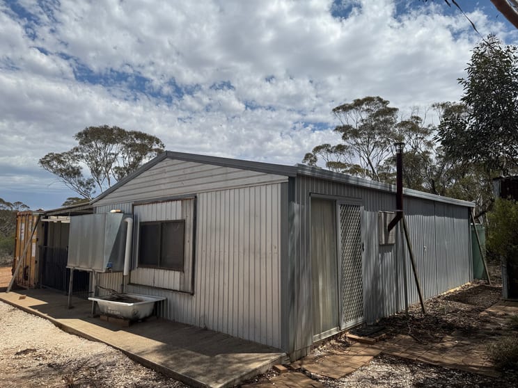 173 Bliss Road Fisher SA 5354 - Image 2