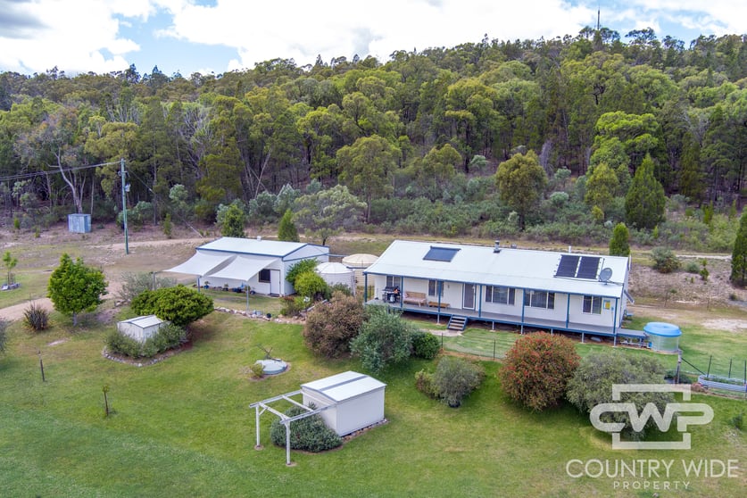 26 Quirk Street Emmaville NSW 2371 - Image 1
