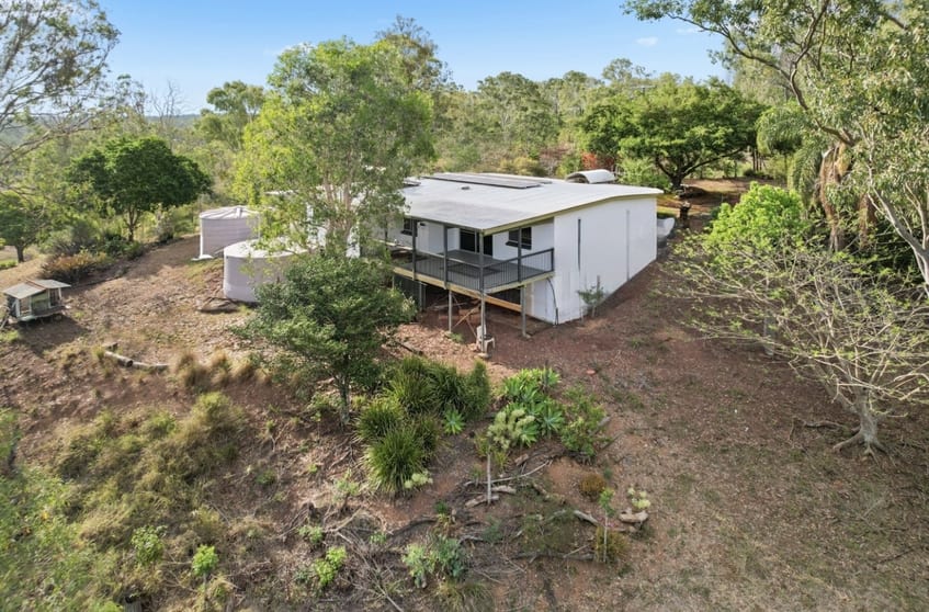 218C McIlwraith Road Mcilwraith QLD 4671 - Image 1