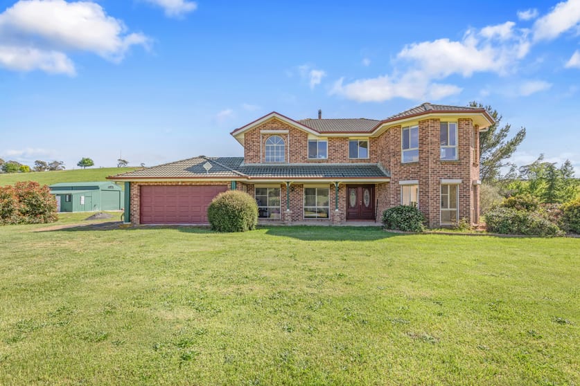 Click to view all images 199 Baileys Lane Oberon NSW 2787 - Image 2