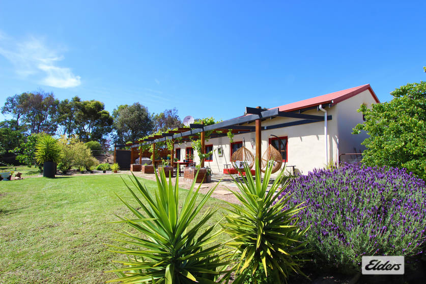 54 Ramon Parade Ravenswood VIC 3453 - Image 2