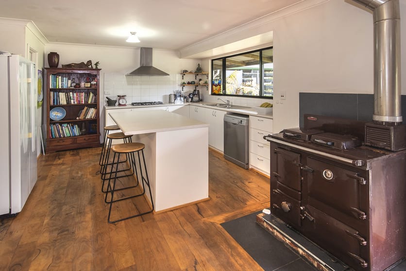 Click to view all images 45 Mount Leeuwin Loop Road Carlotta WA 6275 - Image 3
