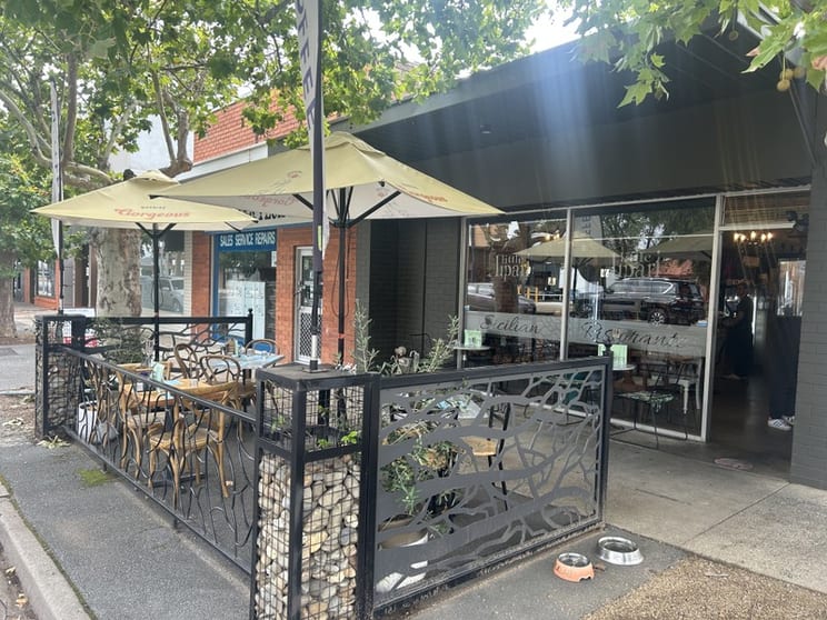 Click to view all images Cafe & Coffee Shop business for sale in Shepparton - Image 1