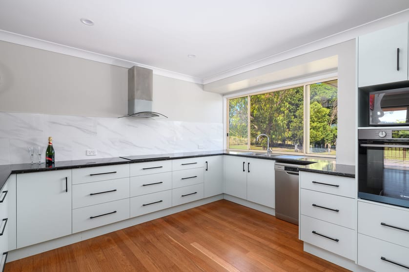 Click to view all images 33 Cullinane Road Mothar Mountain QLD 4570 - Image 2