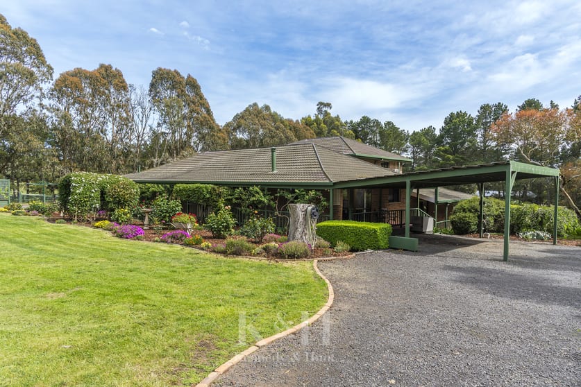 9 Welsh Road Gisborne VIC 3437 - Image 2