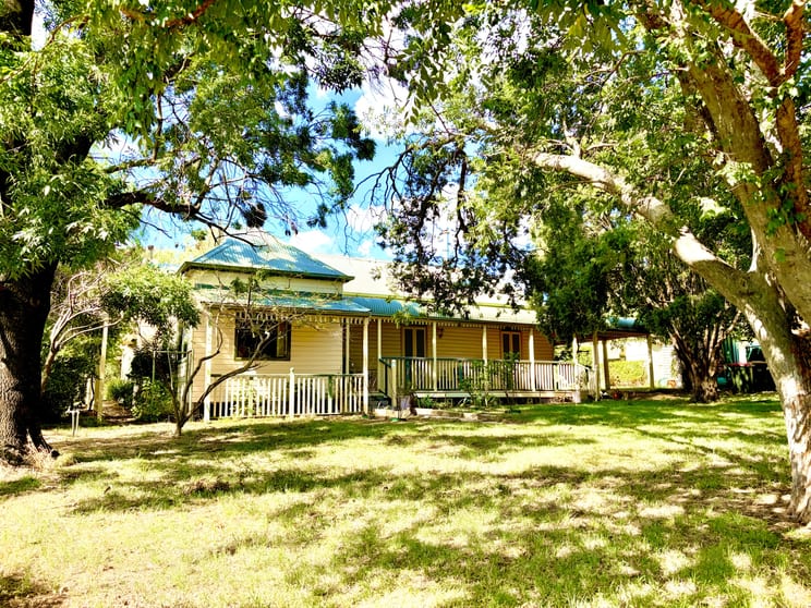 Click to view all images 40 Anchor Road Tamworth NSW 2340 - Image 1