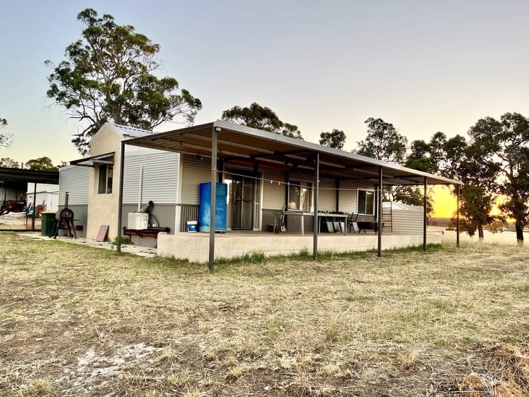 1271 Dobaderry Road York WA 6302 - Image 3