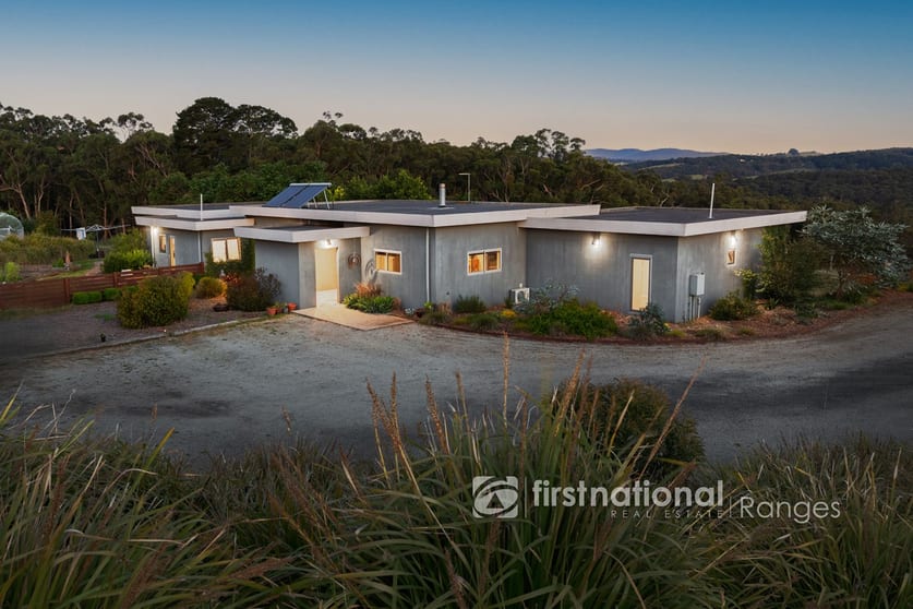 8 Kennedy Road Avonsleigh VIC 3782 - Image 1