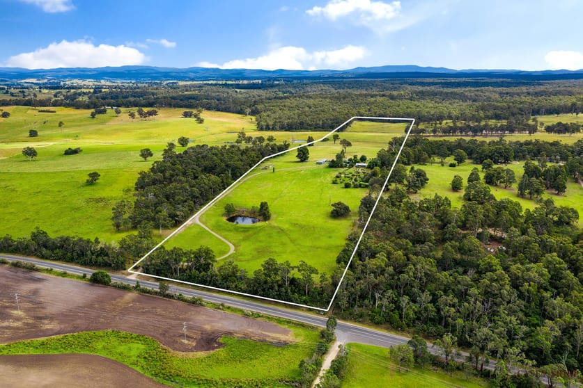 Click to view all images 2279 Princes Highway Swan Reach VIC 3903 - Image 1