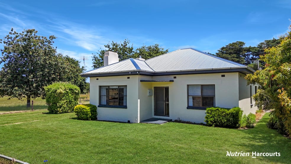 674 Glenelg Highway Casterton VIC 3311 - Image 2
