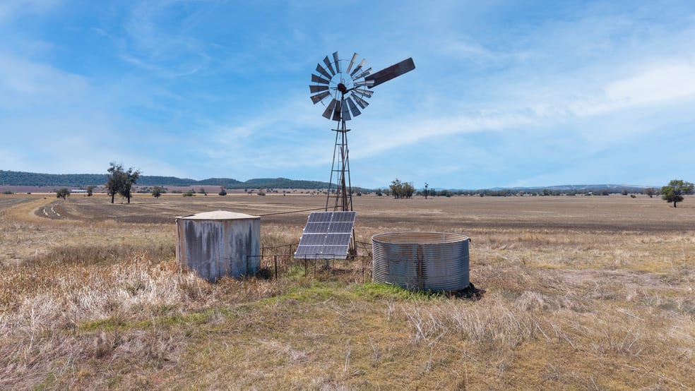 Click to view all images "Avoca East" 2293 Maules Creek Road Narrabri NSW 2390 - Image 2
