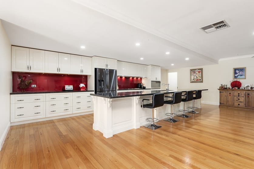 Click to view all images 1161 Walla Walla Road Gerogery NSW 2642 - Image 2