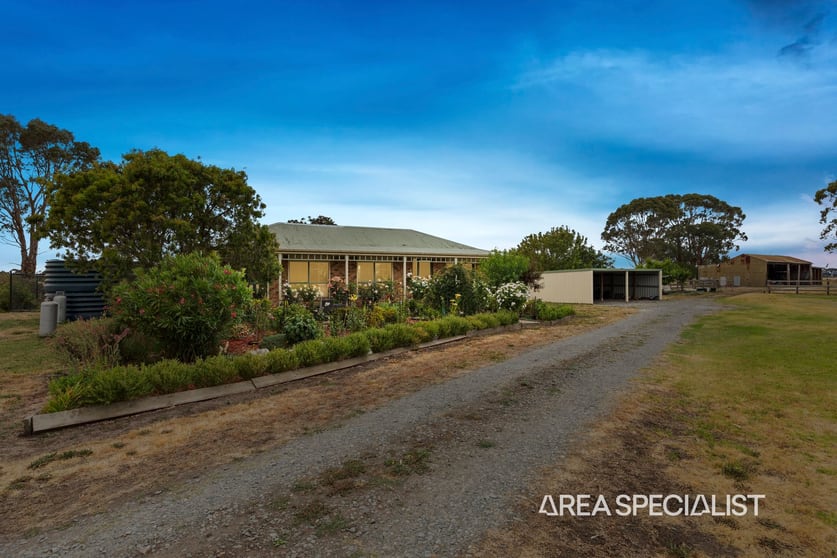 145 Daleys Road Koo Wee Rup VIC 3981 - Image 2