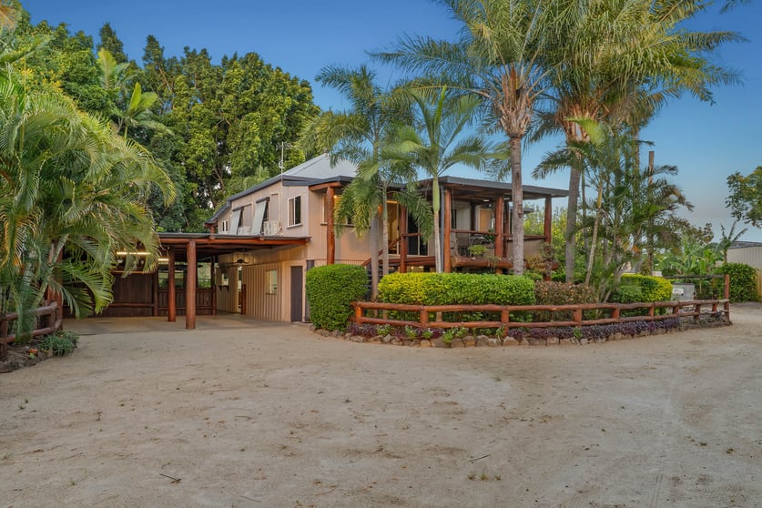 Click to view all images 106 South Yaamba Road Alton Downs QLD 4702 - Image 1