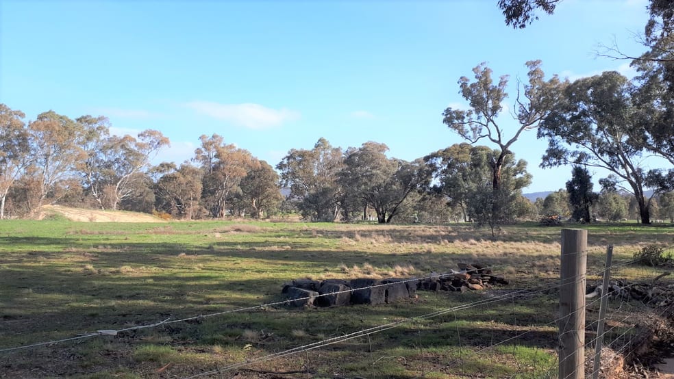 Click to view all images 192 Moyreisk Redbank Road Redbank VIC 3477 - Image 3