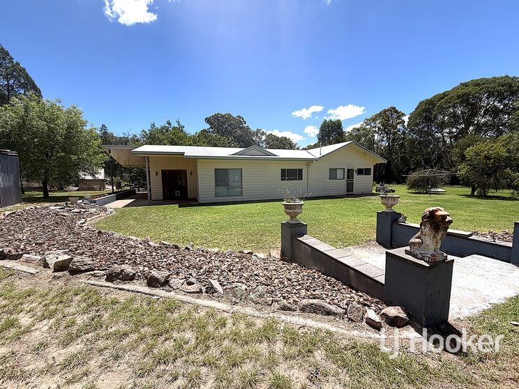 Click to view all images 15257 Guyra Road Gilgai NSW 2360 - Image 1
