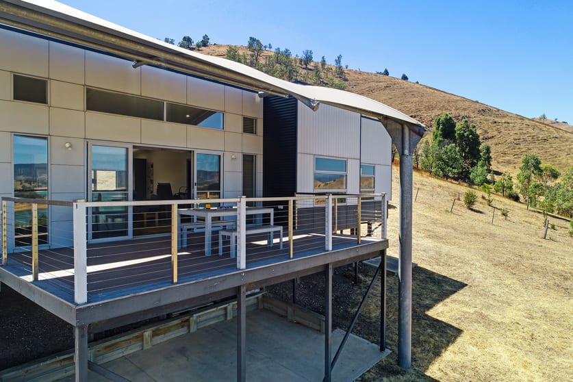 Click to view all images 55 Hutchinsons Road Bonnie Doon VIC 3720 - Image 3