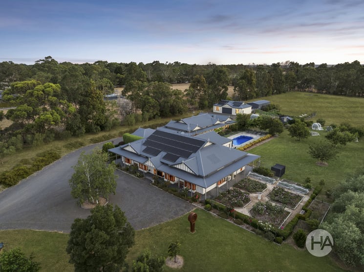 253 & 253A Eramosa Road West Moorooduc VIC 3933 - Image 1