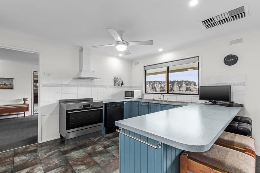 10 Worland Street Winchelsea VIC 3241 - Image 3