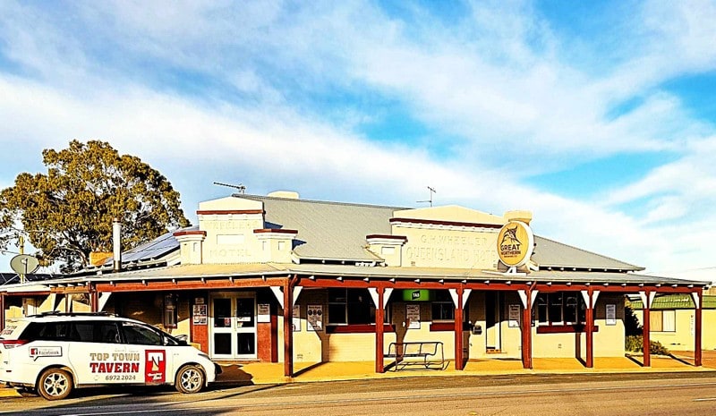Click to view all images Hotel business for sale in Wyalong - Image 2