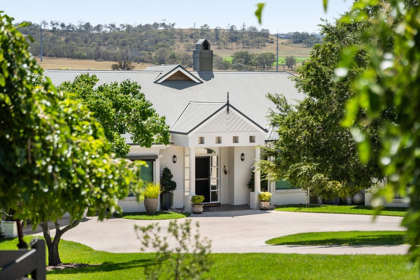 385 Hodgson Vale Road Hodgson Vale QLD 4352 - Image 1