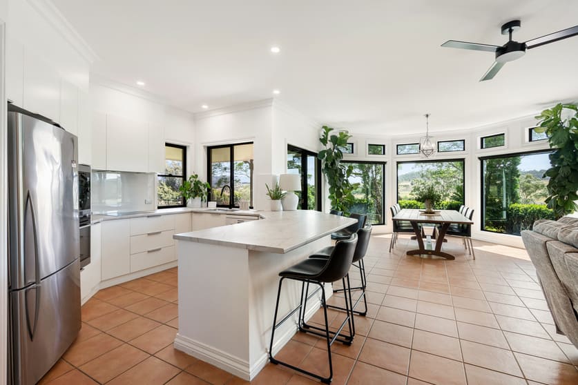 385 Hodgson Vale Road Hodgson Vale QLD 4352 - Image 3
