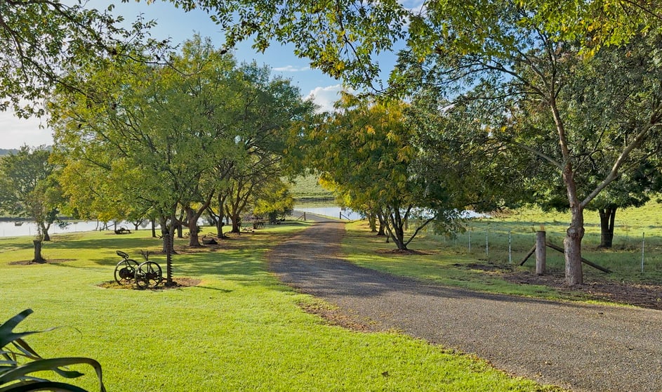 Click to view all images 95 Craigend Road The Oaks NSW 2570 - Image 3
