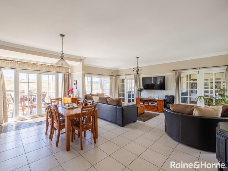 2216 Freemantle Road Freemantle NSW 2795 - Image 3