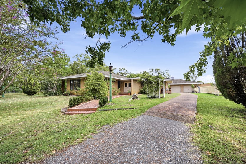 49 Lang Drive Bolwarra Heights NSW 2320 - Image 2