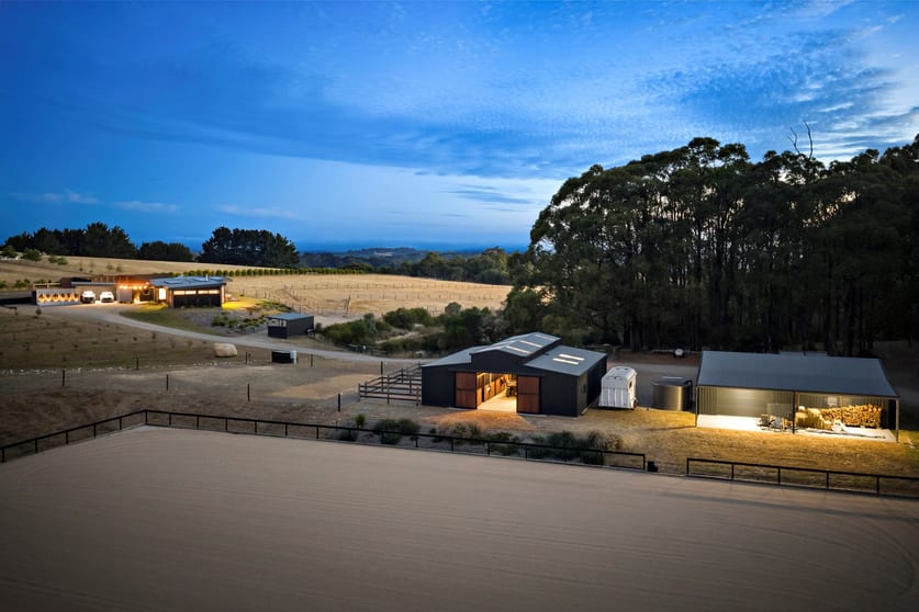 Click to view all images 61 Waterfall Gully Road Main Ridge VIC 3928 - Image 2