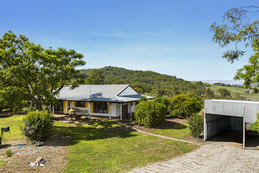 Click to view all images 1064 Luskintyre Road Lambs Valley NSW 2335 - Image 2