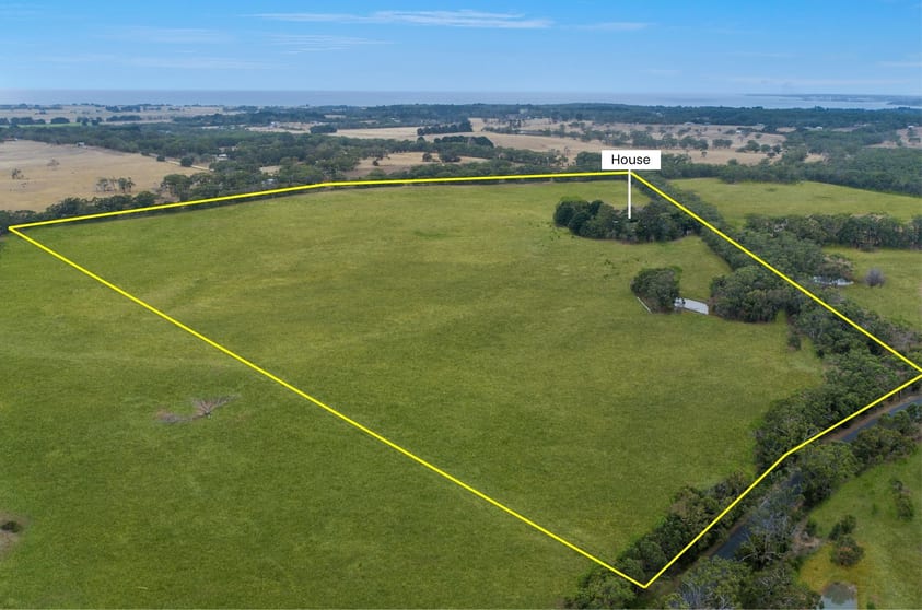 Click to view all images 156 Berrys Road Gorae VIC 3305 - Image 2
