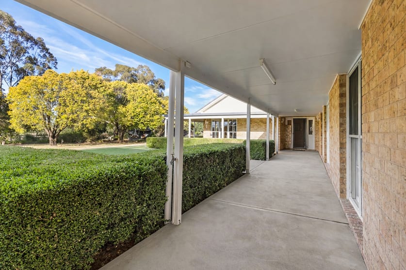 42 Cope Road Gulgong NSW 2852 - Image 2