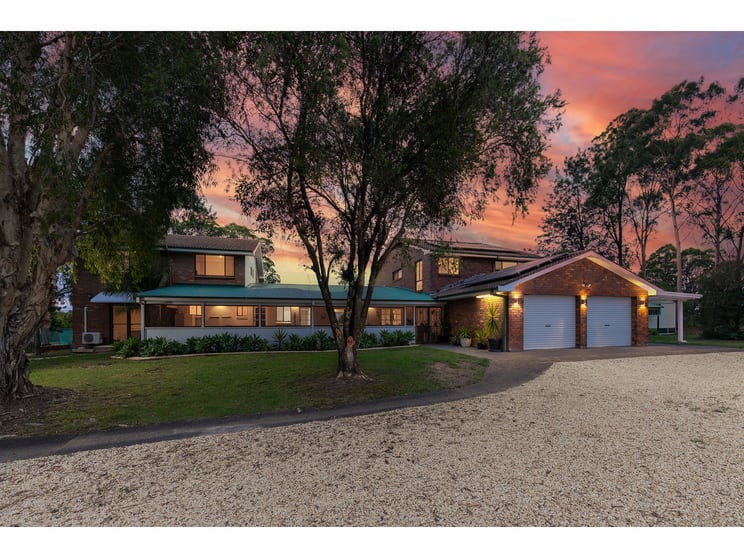 Click to view all images 1677 The Lakes Way Rainbow Flat NSW 2430 - Image 1