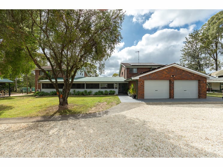 Click to view all images 1677 The Lakes Way Rainbow Flat NSW 2430 - Image 3